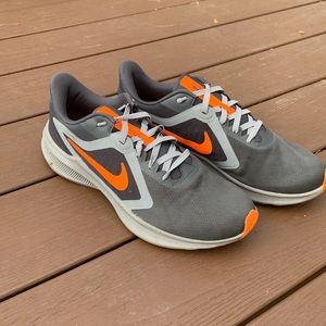Nike Downshifter Running Shoes - Mens 9, worn 2 times, lightly used